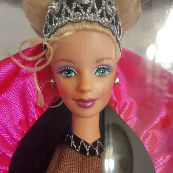 1998 HAPPY HOLIDAYS BARBIE , NRFBOX GORGEOUS & RARE - Picture 7 of 16